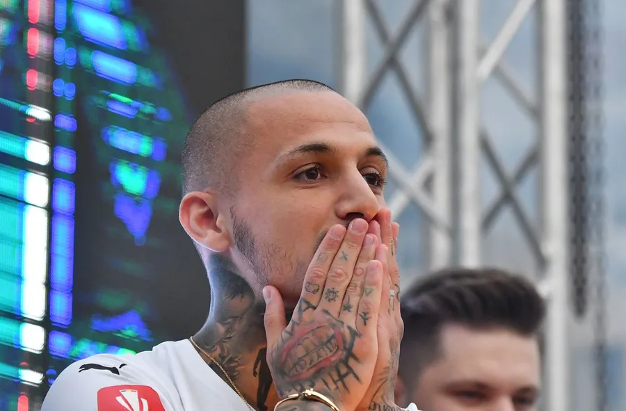 Alex Mitrita vrea la EURO 2024 si i-a transmis un mesaj subtil lui Edi Iordanescu, dupa ce a inscris un hat-trick in Oțelul - Universitatea Craiova 1-3: „Va avea ochi si pentru mine!”