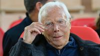 A murit mega-miliardarul Giorgio Armani. Cine moşteneşte averea colosală şi echipa din Milano