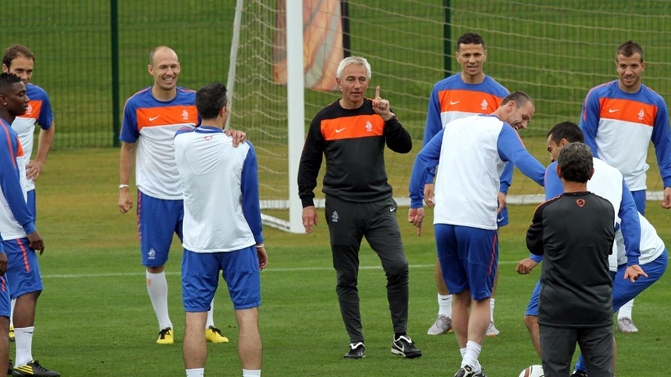 Selecționerul Olandei: "Dacă zâmbesc prea mult, risc să destabilizez jucătorii"