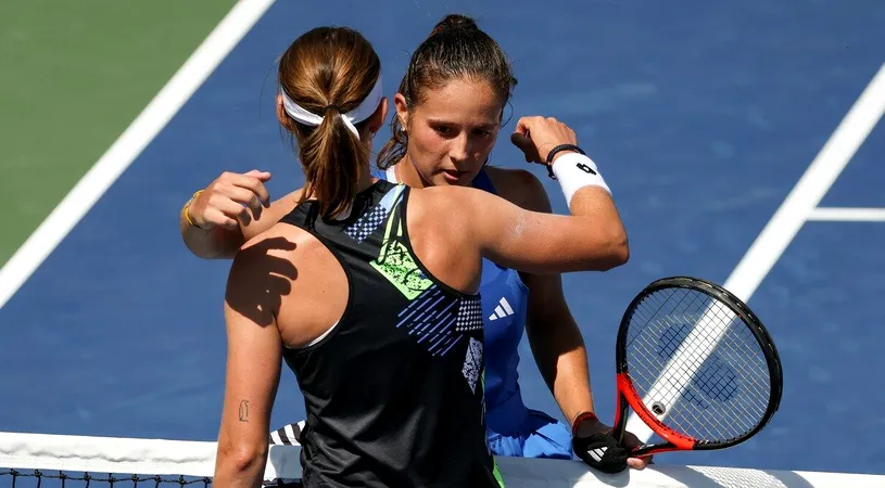 Premieră la US Open! S-a jucat primul meci de Grand Slam între două lesbiene declarate! Gestul pe care l-au făcut când s-au întâlnit la fileu | FOTO