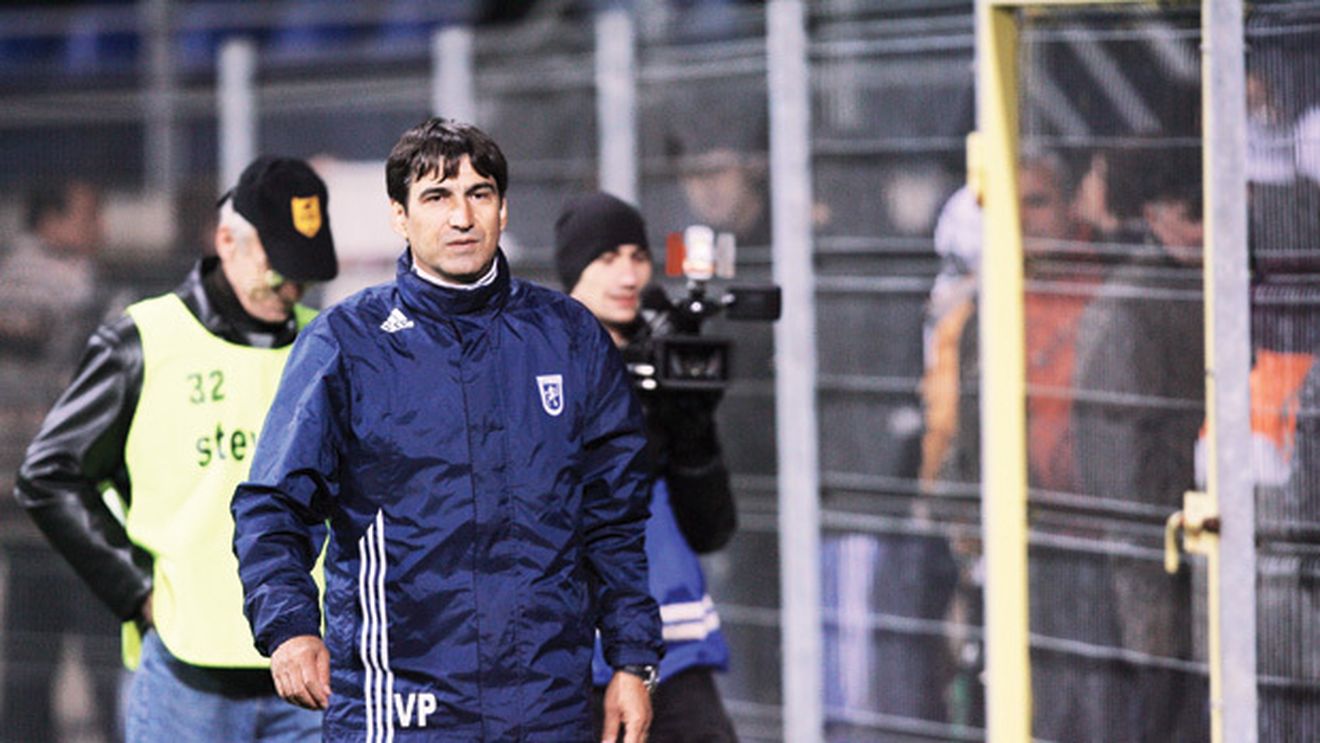 Din nou la judecată!** Pițurcă, acuzat pentru pierderea lui Iliev și Gargorov