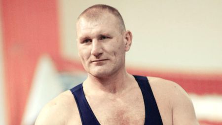 Decizia instanței în cazul lui Tolea Ciumac! Fostul luptător era condamnat la trei ani de închisoare pentru contrabandă cu țigări