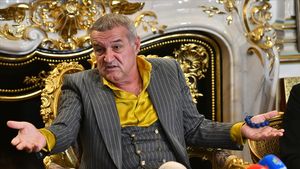 Sârbii au scris despre Gigi Becali: „Cel mai nebun patron din Balcani. Autoproclamatul apărător al creștinilor e acuzat că și-a înșelat soția cu Tania, femeia fatală”