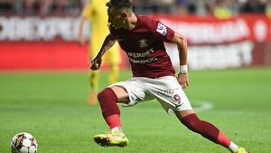 Valentin Costache se destăinuie după cea mai dificilă perioadă a carierei: „Nu te mai bagă nimeni în seamă. A fost o luptă grea cu mine” | VIDEO EXCLUSIV