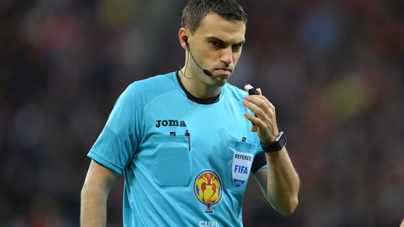 Măcelăriți de Hațegan! Craiovenii au luptat contra lui Dinamo și contra arbitrului pentru un loc în semifinalele Cupei. Cum a judecat centralul cele mai importante faze


