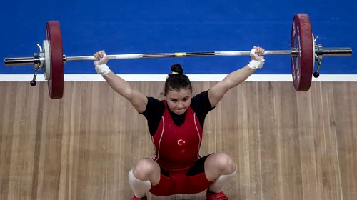 Dana Berchi – locul 7 la categoria 53 kg, la Campionatele Europene de haltere