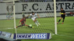 EXCLUSIV - Astra își face lotul pentru lupta la titlu. Drum liber pentru Alibec. Ce atacant pleacă de la echipă