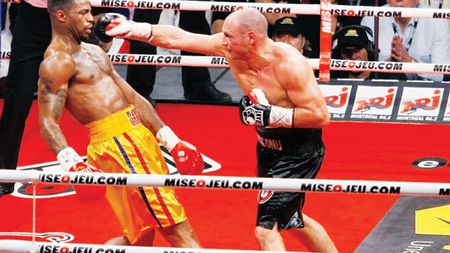 "Rechin" inofensiv! **Adrian Diaconu, bătut crunt de Chad Dawson