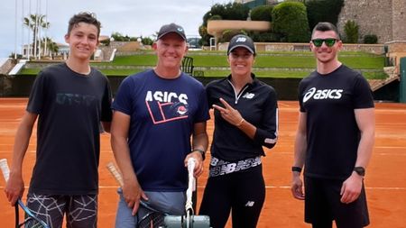 Sorana Cîrstea și-a prezentat staff-ul cu care atacă Roland Garros: „Echipă completă!" Românca și-a ales un colaborator surpriză
