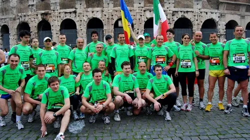 Maratoniștii români au alergat alături de italieni, în semn de solidaritate!