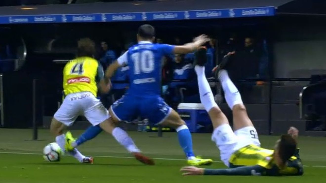 Meci nereușit pentru Florin Andone! FOTO | Îi putea rupe piciorul unui adversar după o intrare criminală, apoi a lovit bara. Deportivo nu iese din "zona roșie"