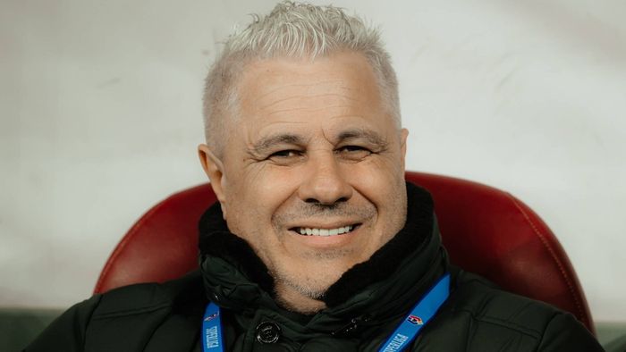 Marius Şumudică e convins că Mirel Rădoi va fi dat afară dacă va continua să ceară transferuri masive: „E deja pe avion!”