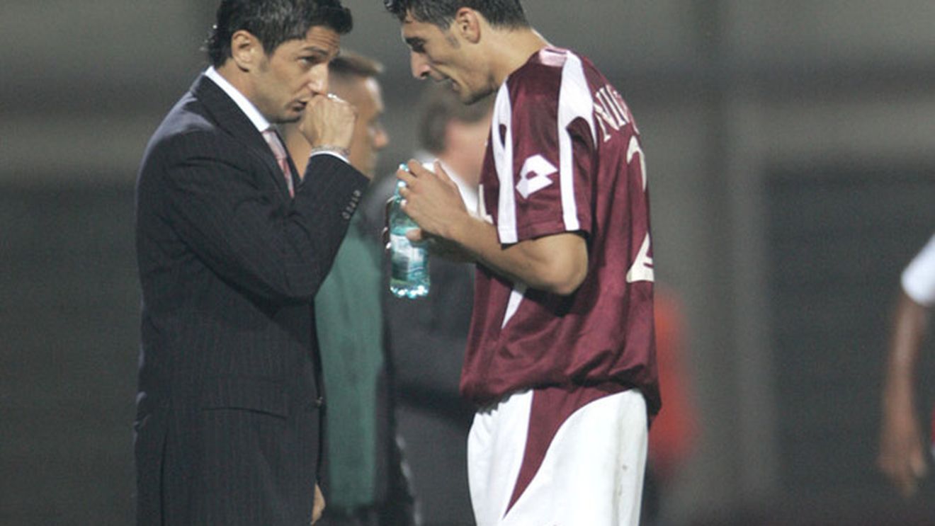 "Rapidul s-a întors în trecut!** Copos e haios, dar când lucrezi cu el, te calcă în picioare"