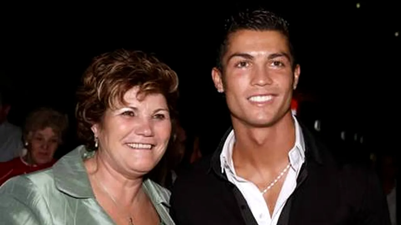 Mama lui Cristiano Ronaldo, reținută pe aeroportul Barajas deoarece avea 55.000 de euro în bagaj