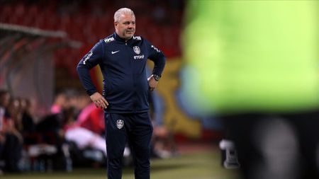 Marius Șumudică, anunț despre viitorul său la CFR Cluj după umilința cu Steaua Roșie Belgrad. „Cred că au văzut și ei meciul!”