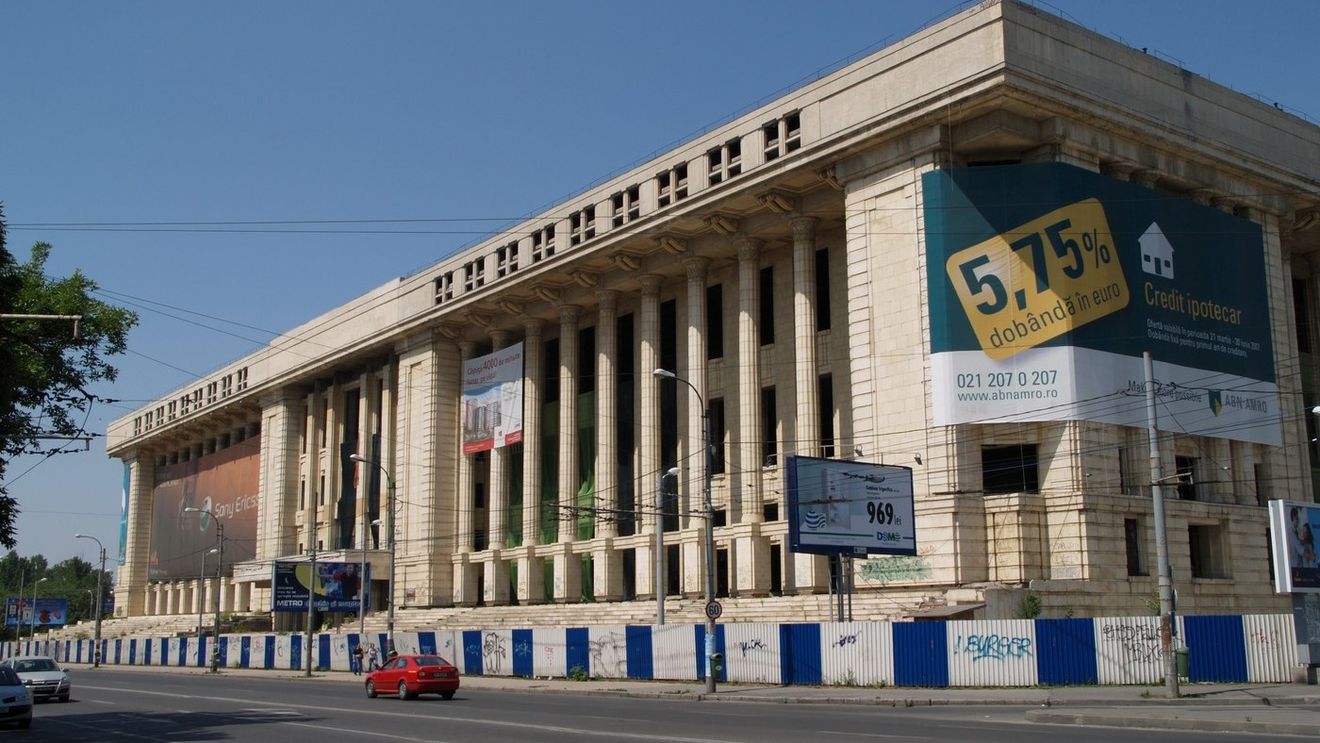 România cere daune de 2.000.000.000 de euro pentru eşecul de la Casa Radio, iar pe terenul acela primăria vrea construirea celei mai mari săli polivalente din țară