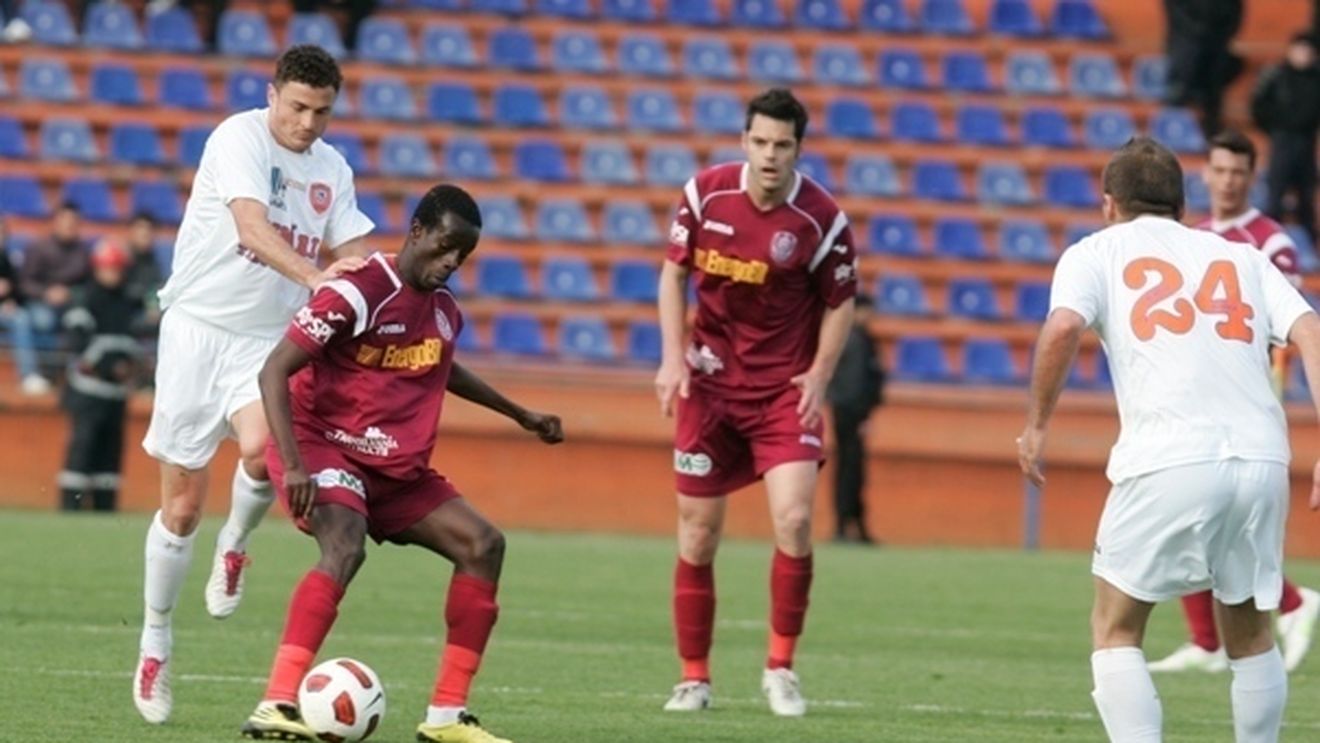 Primele goluri primite, prima înfrângere pentru CFR Cluj!** "Jucătorii începuseră să se creadă invincibili"