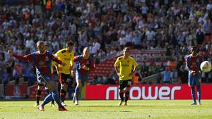 Și-a 'ucis' prima dragoste pentru o retragere în glorie! Un fotbalist de 40 de ani a readus Crystal Palace în prima ligă