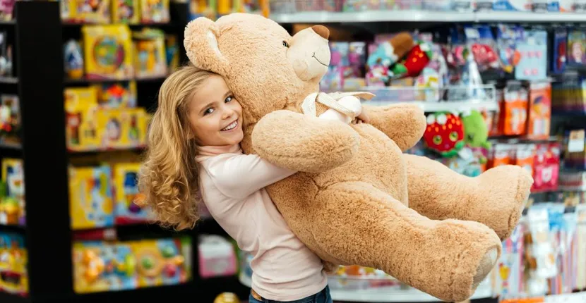 Carrefour anunță 50% reducere la jucării, de Moș Nicolae. Zeci de promoții, mai ieftine chiar și cu 30%