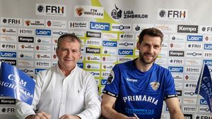 Handbalul românesc, o nouă decizie penibilă! Un jucător s-a transferat în Liga Zimbrilor de la o echipă la alta printr-o derogare de la regulament votată în Consiliul de Administrație: șefii Din și Dinu au votat împotrivă, dar degeaba. SPECIAL