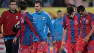 Egalați de polonezi, nu de italieni!** Steaua - Napoli 3-3!