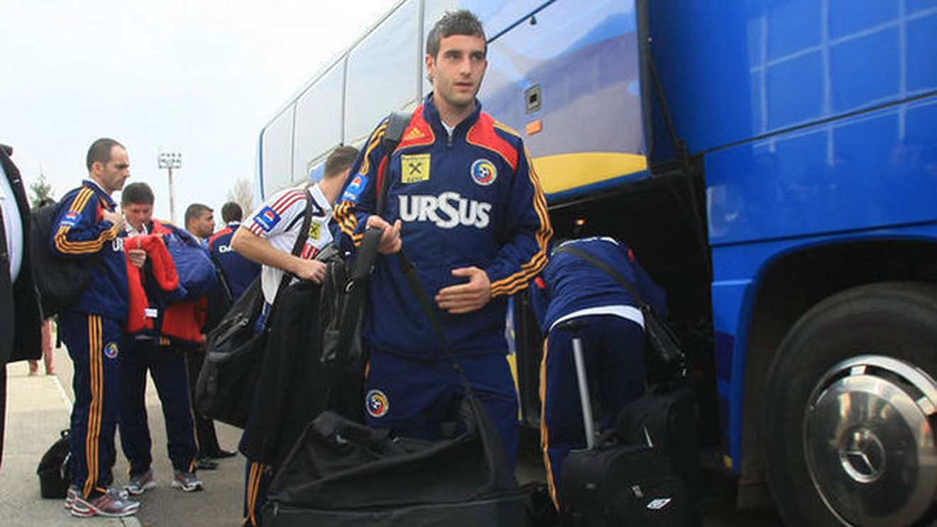 Căutat de Răzvan Lucescu**, Max Nicu a ratat naționala pentru că era... la biserică!