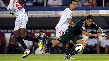 Realul pregătește 20 de milioane de euro pentru revelația sezonului!** Încă un fost elev al lui Boloni intră în ELITA fotbalului