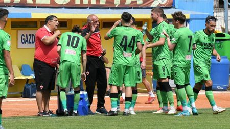 Patru dintr-o lovitură: fotbaliştii de Liga 1 au semnat cu Dinamo!