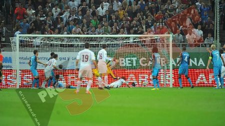 Cortina a căzut urât!** Rapid - PSV 1-3