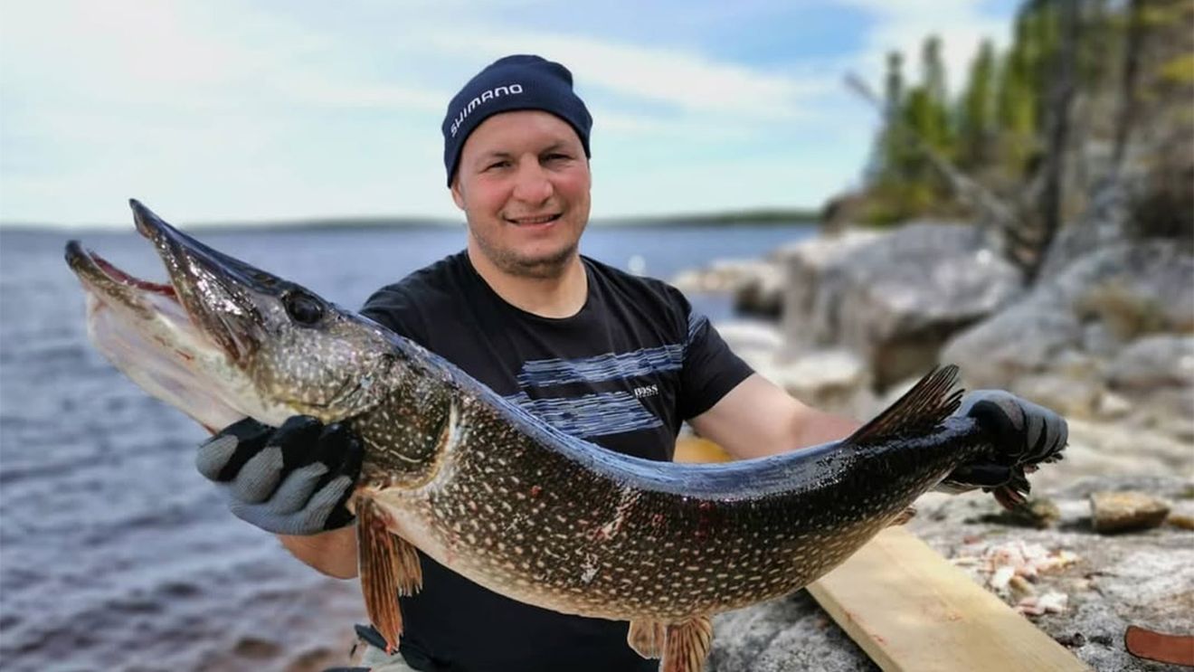 Din ce-a ajuns să trăiască Adrian Diaconu. „Rechinul” face bani dintr-o meserie nouă la Air Canada