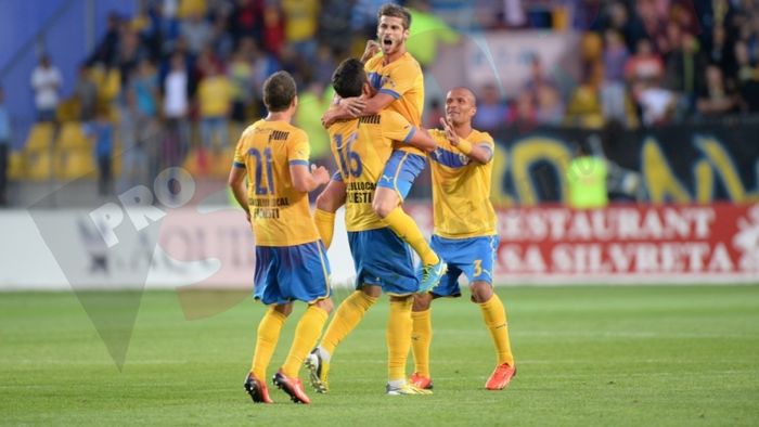 Petrolul e pe primul loc la disciplină! Echipa lui Contra e singura care nu a încasat vreun cartonaș roșu în turul Ligii I