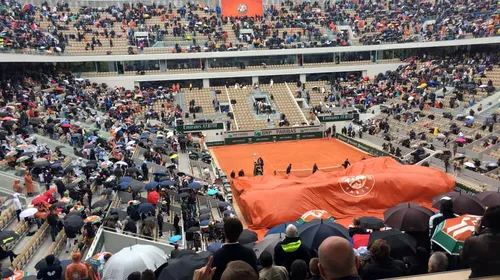 Roland Garros 2019: semifinala a doua, Djokovic – Thiem, a fost amânată din cauza vremii. La ce oră se reia sâmbătă + o nouă controversă: sârbul a plecat val-vârtej din complex, deși, între timp, ieșise soarele și se putea juca!