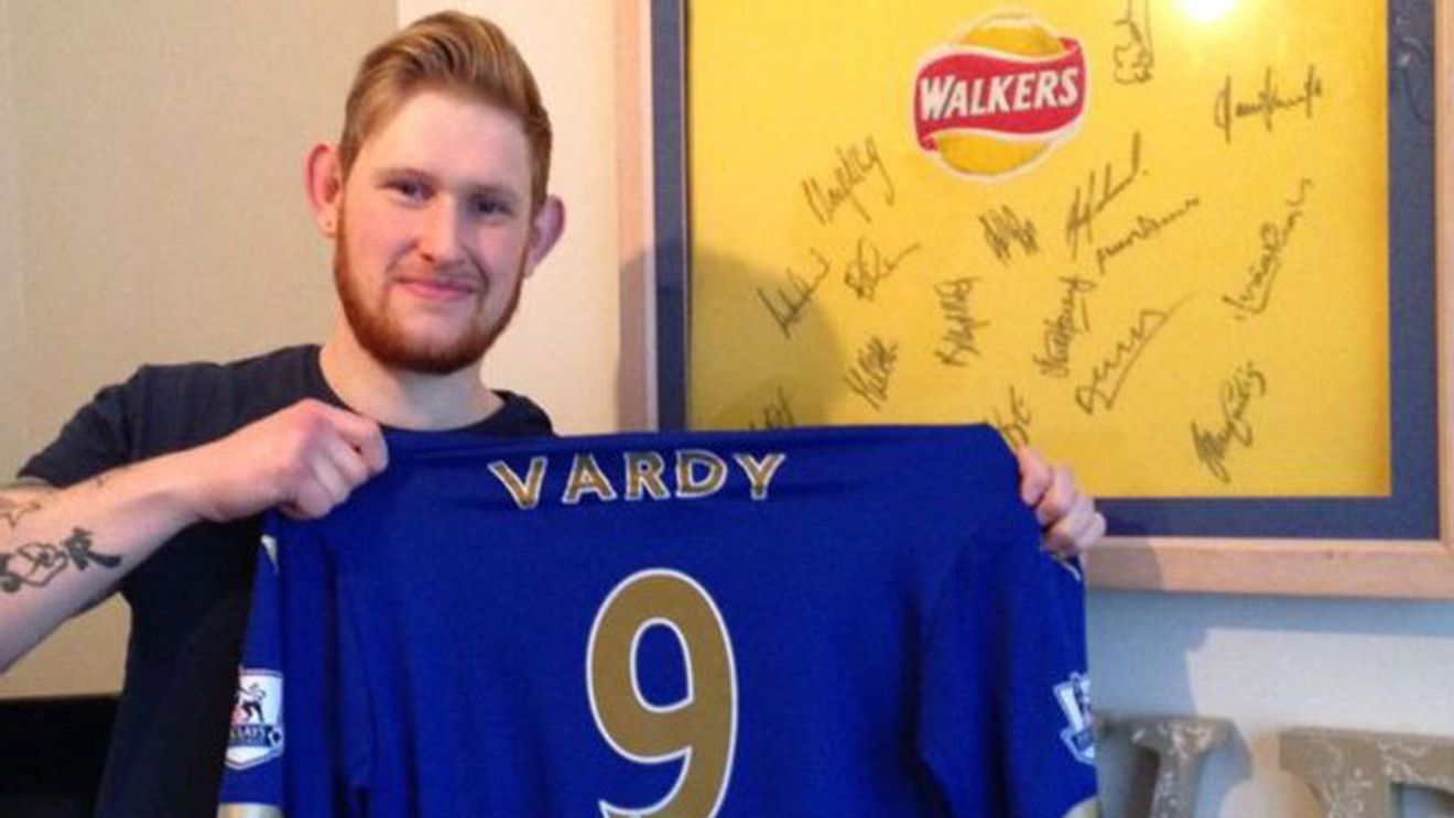 Un fan Leicester vrea să-și boteze fetița cu numele Vardy. Soția lui ține cu Tottenham, dar a găsit o metodă genială să o convingă :)