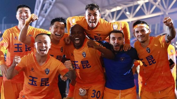 „Fac ravagii cum făcea cu stângul Hagi”. Alexandru Ioniță are China la picioare, după ce a marcat un gol fenomenal, de la 25 de metri, în stilul „Regelui”