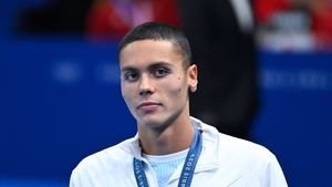 David Popovici a descoperit ceva cu antrenorul său, după ce i-a fost luat sânge la finalul cursei de aur la 100 metri: „Chestii de tocilari”
