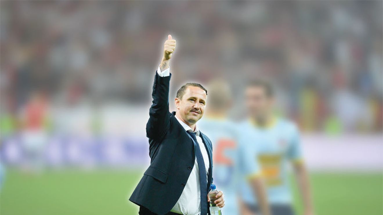 Coboară cu picioarele pe pământ! Apel la normalitate: de ce Reghecampf nu poate fi încă arogant așa cum își permite în prezent