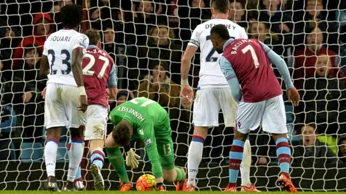 Gafă incredibilă la acest nivel! VIDEO Ce gol a putut marca Aston Villa în Premier League. Cum a intrat mingea în poartă