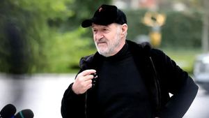 „Luăm 17 milioane de euro”. Gigi Becali vrea jackpotul verii