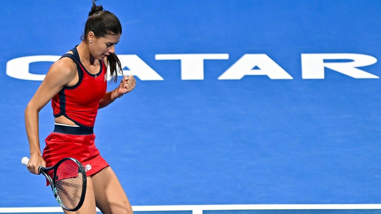 Ce făcea Sorana Cîrstea în timp ce Simona Halep, rivala ei de-o viață, juca împotriva Paulei Badosa! O imagine cât o mie de cuvinte