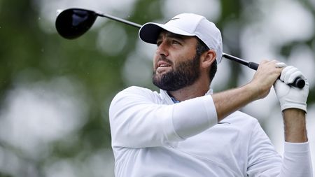 „Ajutor! Vă rog!”. Scene incredibile cu momentul arestării celui mai bun jucător de golf din lume, Scottie Scheffler! I-au pus cătușele și l-au săltat, iar acum riscă până la 10 ani de pușcărie pentru un gest stupid