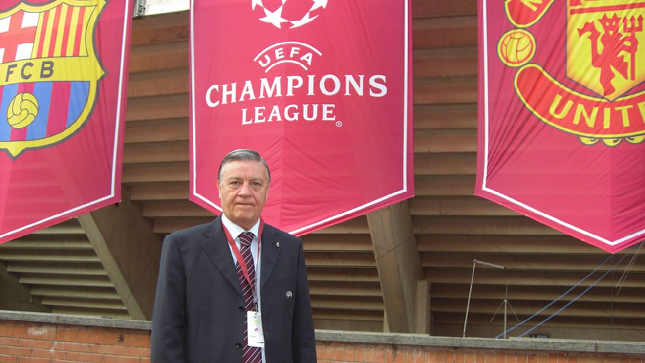 La doi pași de Prinț