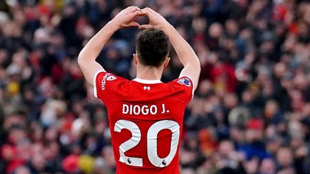 Ce au cerut fanii conducerii lui Liverpool, după moartea lui Diogo Jota. La Dinamo s-a întâmplat aşa după tragedia cu Patrick Ekeng
