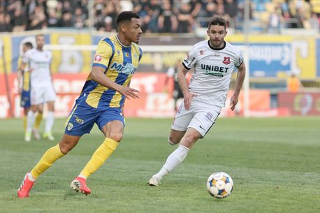 Poza pentru articolul Metaloglobus – Hermannstadt Live Text Online de la ora 18:00, în etapa 8 din play-out-ul Superligii. Meci cu miză pentru sibienii aflați pe loc de baraj. Echipe probabile