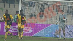 "Dolha a fost slab! **Slăbiciunea sa e numele cu tentă feminină: Ema!"