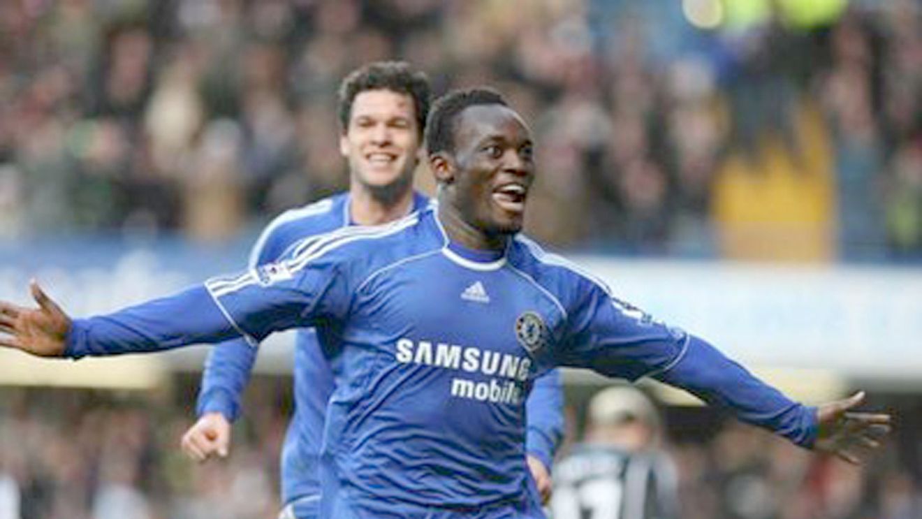 Essien, încă cinci ani la Chelsea!