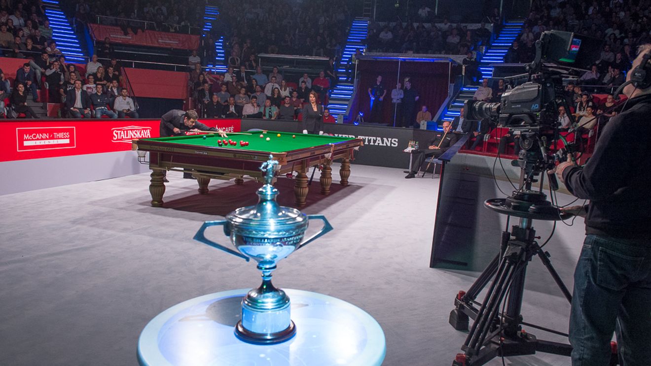 Așii rachetei au fost fermecați de "Rachetă"... la Snooker Titans: "Este de 10 ori mai tare în persoană"