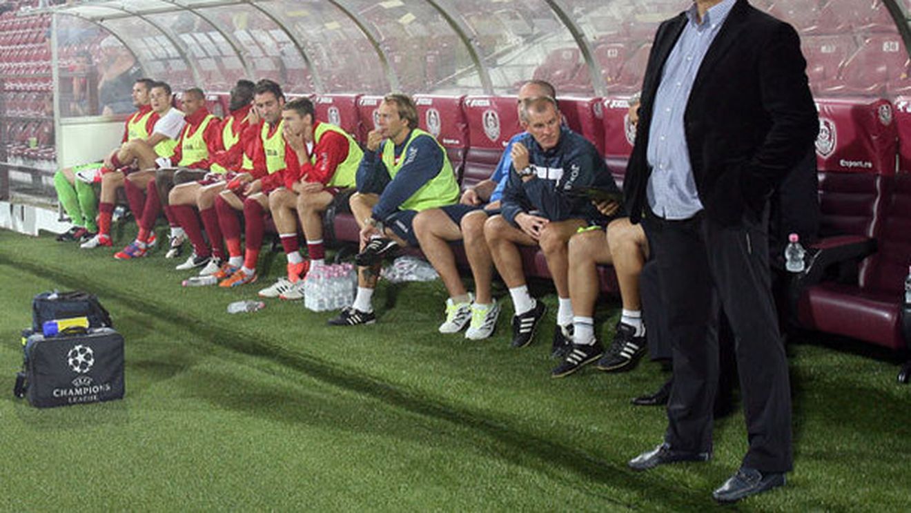 Ando și-a stabilit prioritățile: meciul cu Dinamo, cel mai important! **"Avem nevoie de trei puncte ca de aer" De ce Steaua nu este favorită la titlu