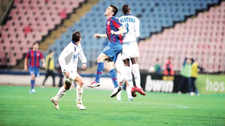 Becali le face zile fripte jucătorilor veniți de la Urziceni!** Ce planuri are cu ei și de ce și-a reziliat Apostol contractul