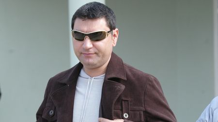 Acționari furioși
