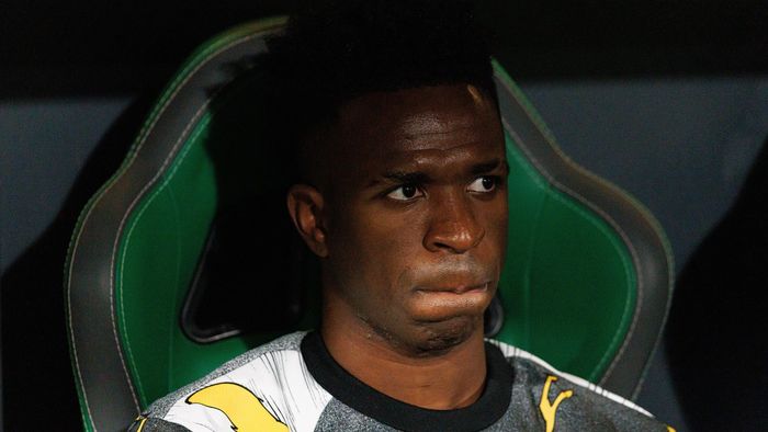 Liverpool și Manchester United sunt gata să-l transfere pe Vinicius de la Real Madrid